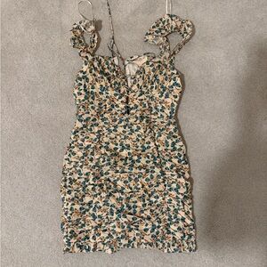 Elegant Floral Mini Dress in Cream and Green